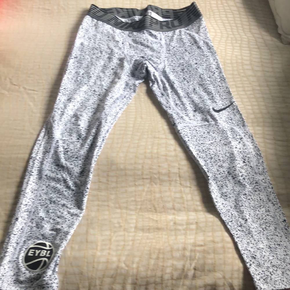 NWT NIKE EYBL COMPRESSION TIGHTS. L-T